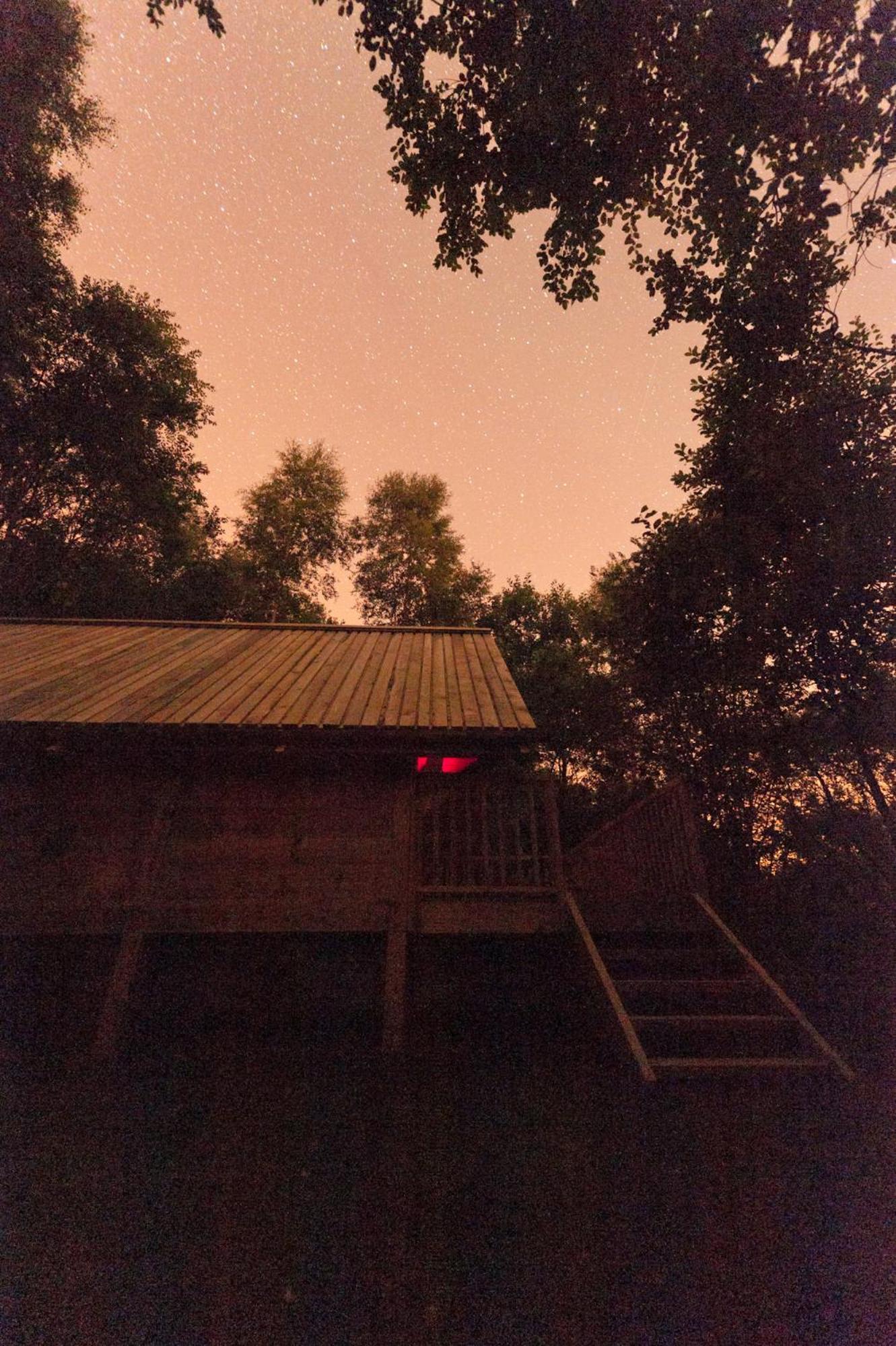 Les Cabanes De Rensiwez Mabompre 외부 사진